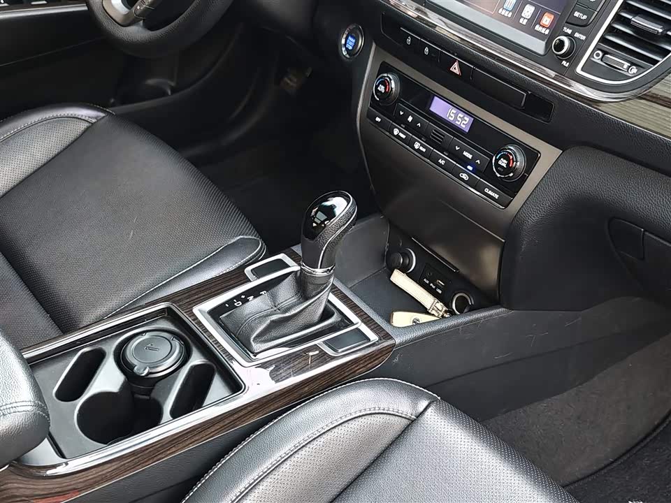 Hyundai Name picture