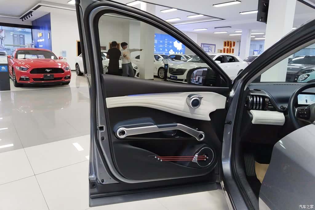 BYD Yuan, 2022 7