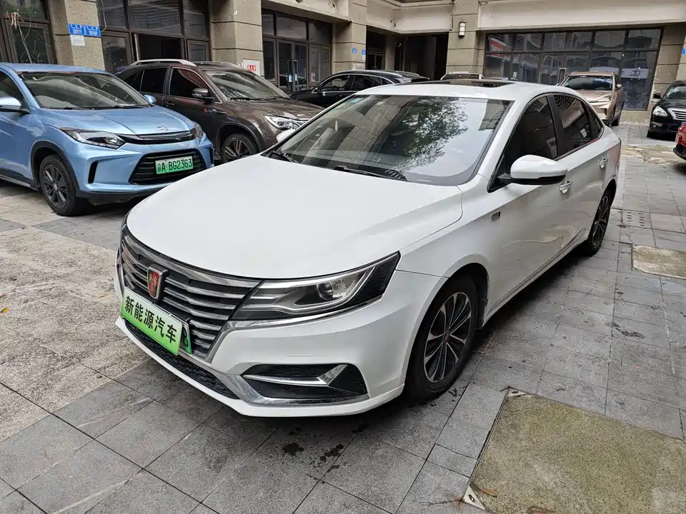 Roewe i6