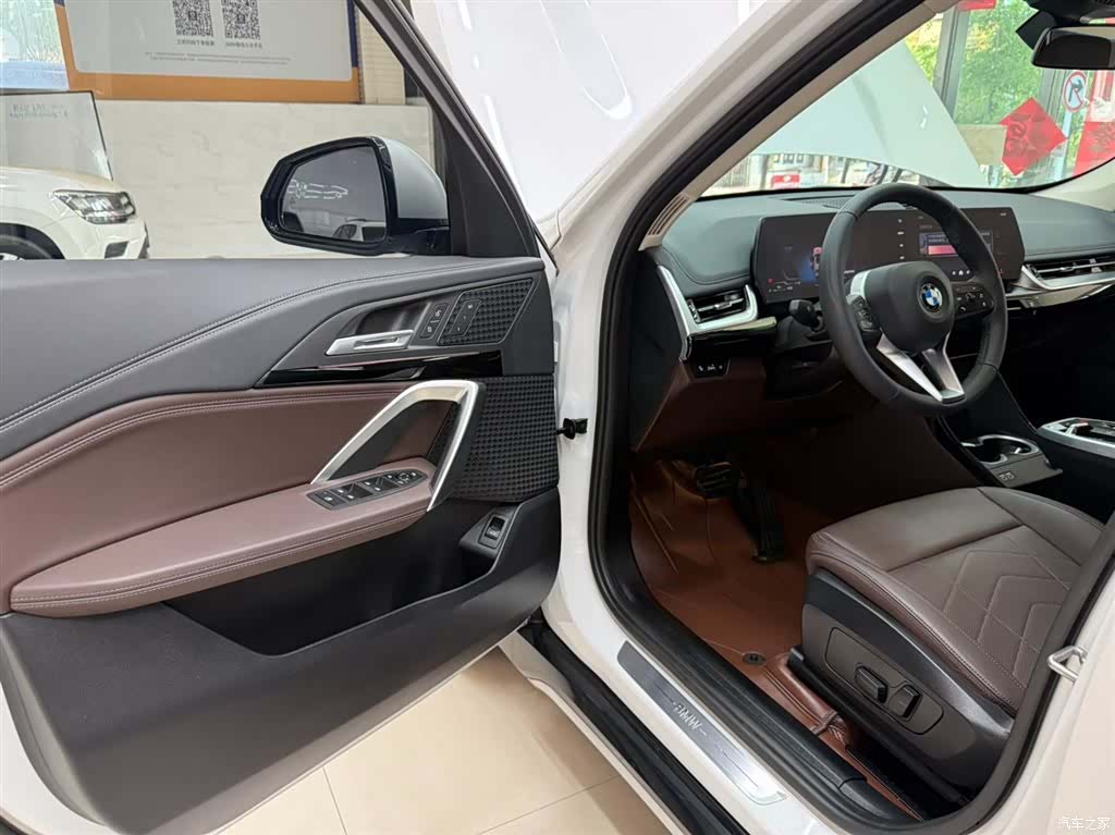 BMW X1, 2023 8