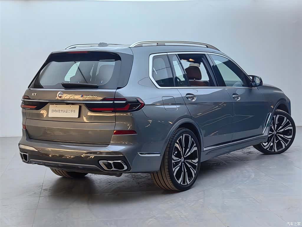 BMW X7, 2025 4