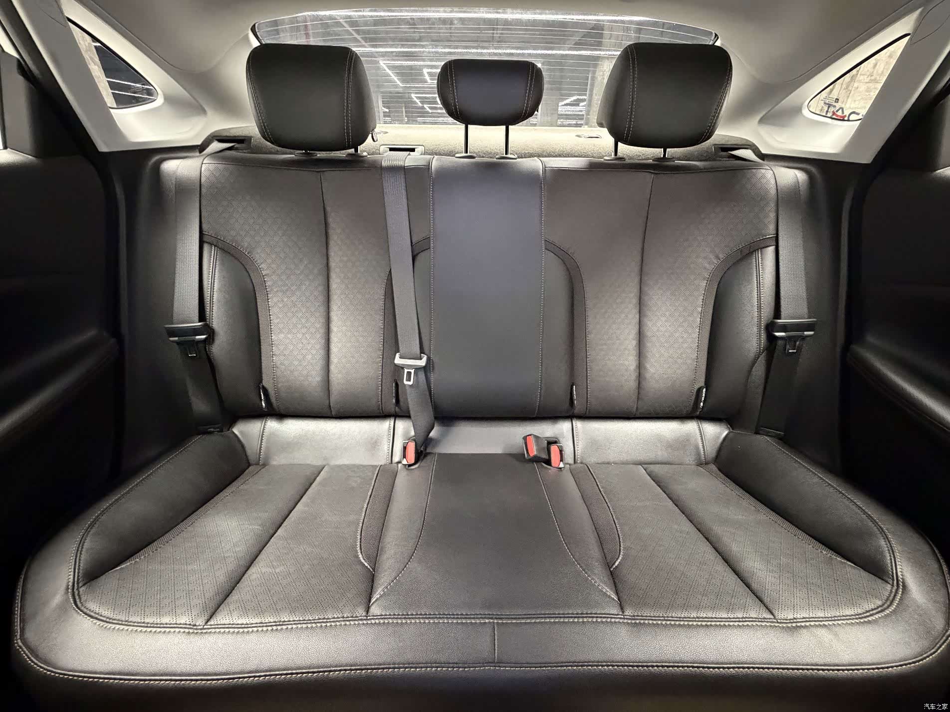 Buick Verano, 2023 13