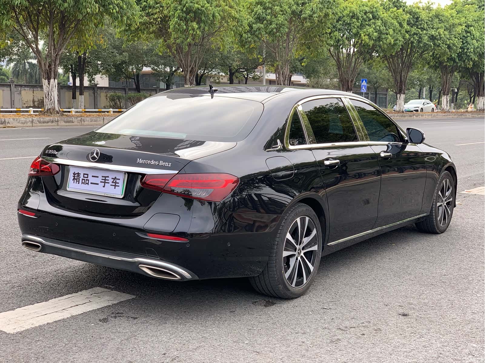 Mercedes-Benz E-Class, 2022 4