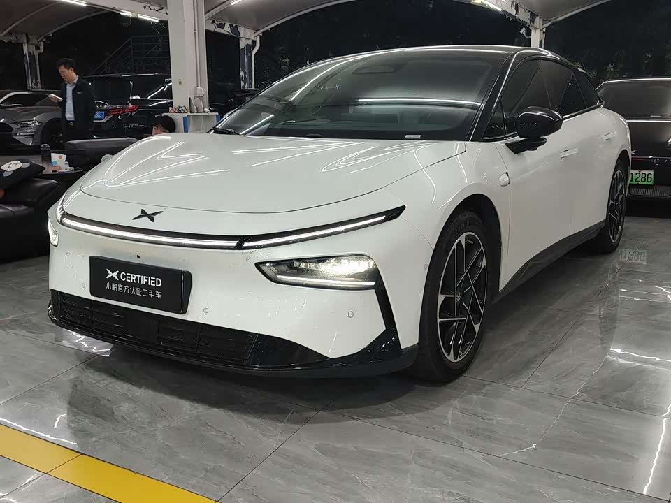 XPENG P7+