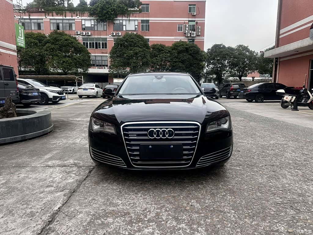 Audi A8L, 2012 2