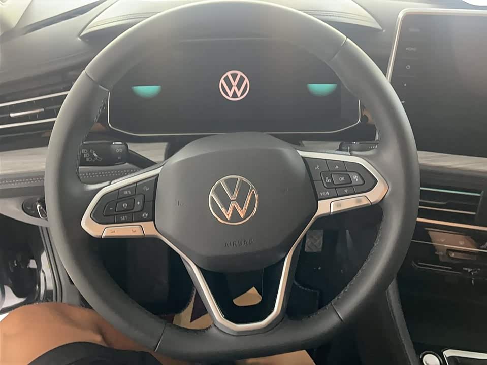Volkswagen Sagitar Volkswagen Sagitar
