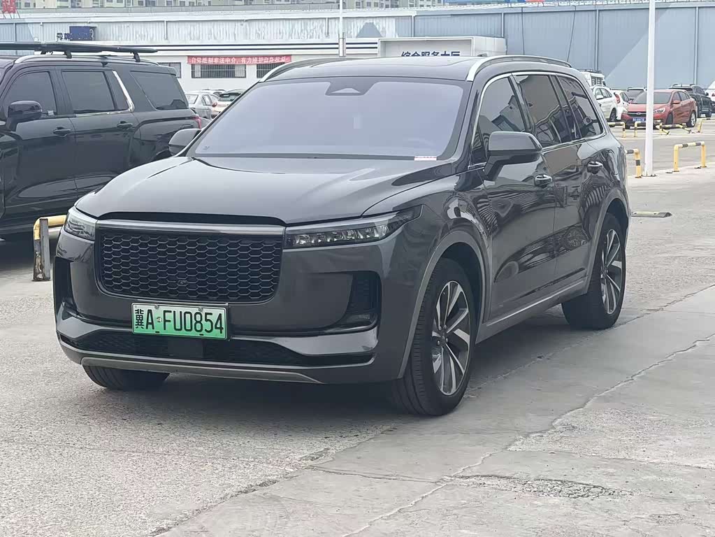 Li Auto ONE