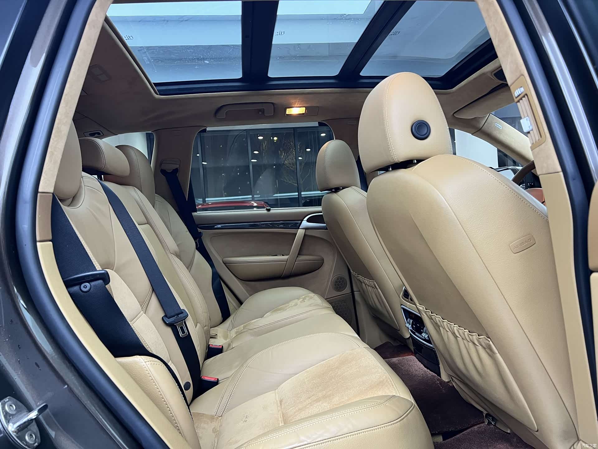 Porsche Cayenne, 2010 11