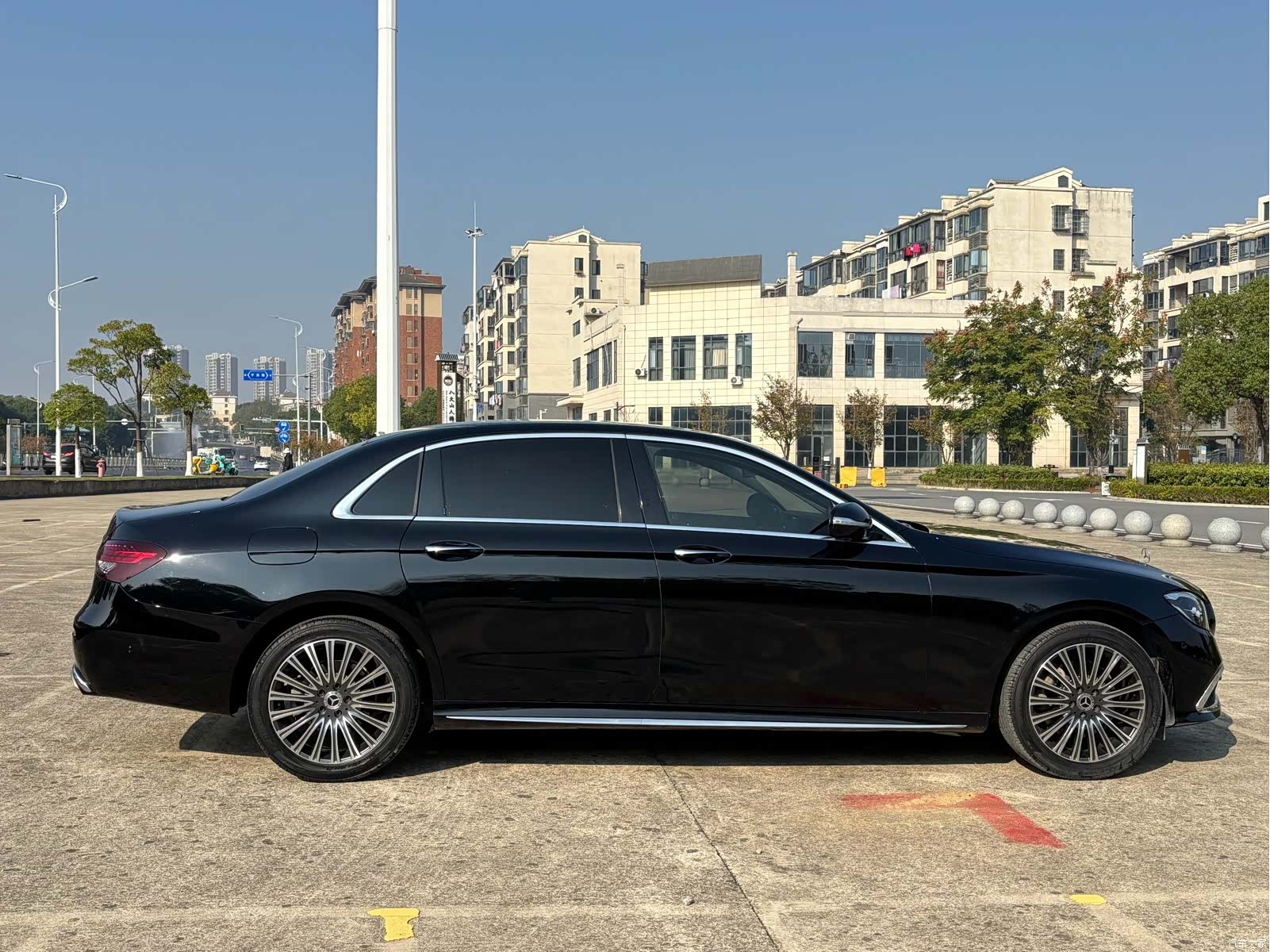 Mercedes-Benz E-Class, 2018 4