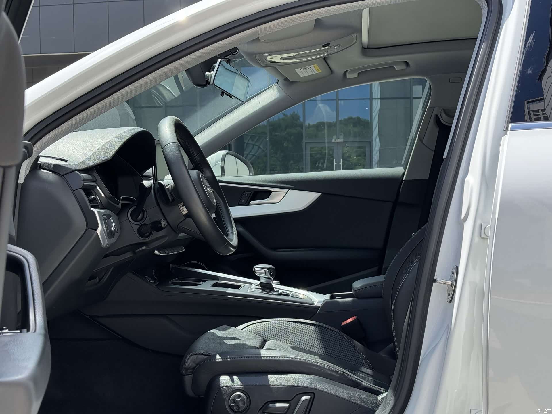 Audi A4L, 2020 8