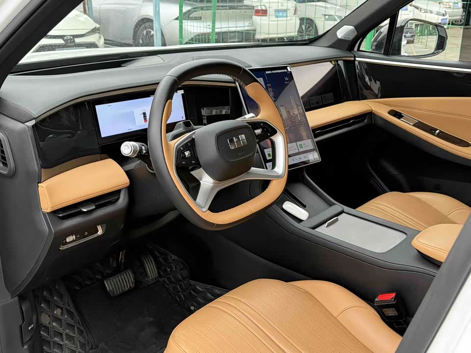 Geely Galaxy Galaxy L7