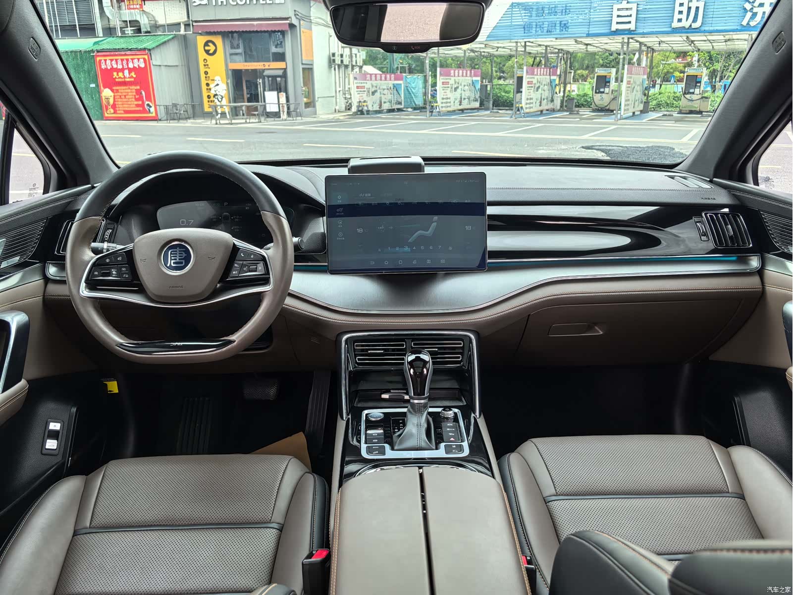 BYD Tang, 2021 14