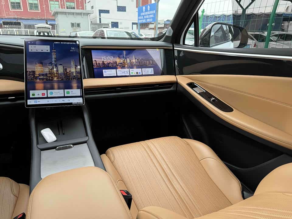 Geely Galaxy Galaxy L7