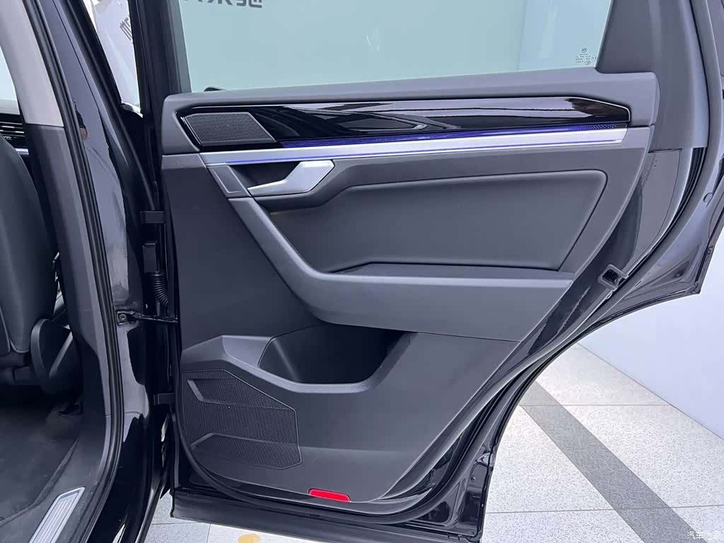 Volkswagen Touareg, 2019 27