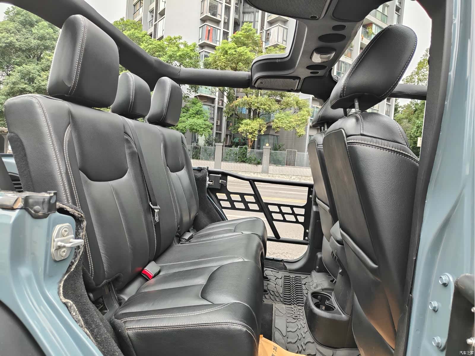 Jeep Wrangler, 2015 17