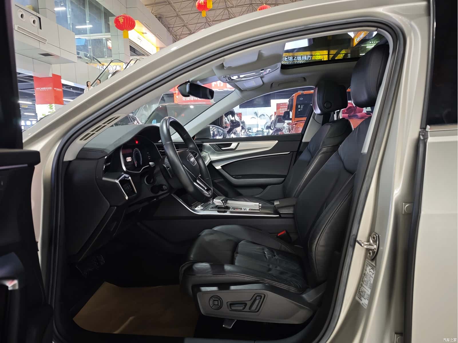 Audi A6L, 2019 все фото