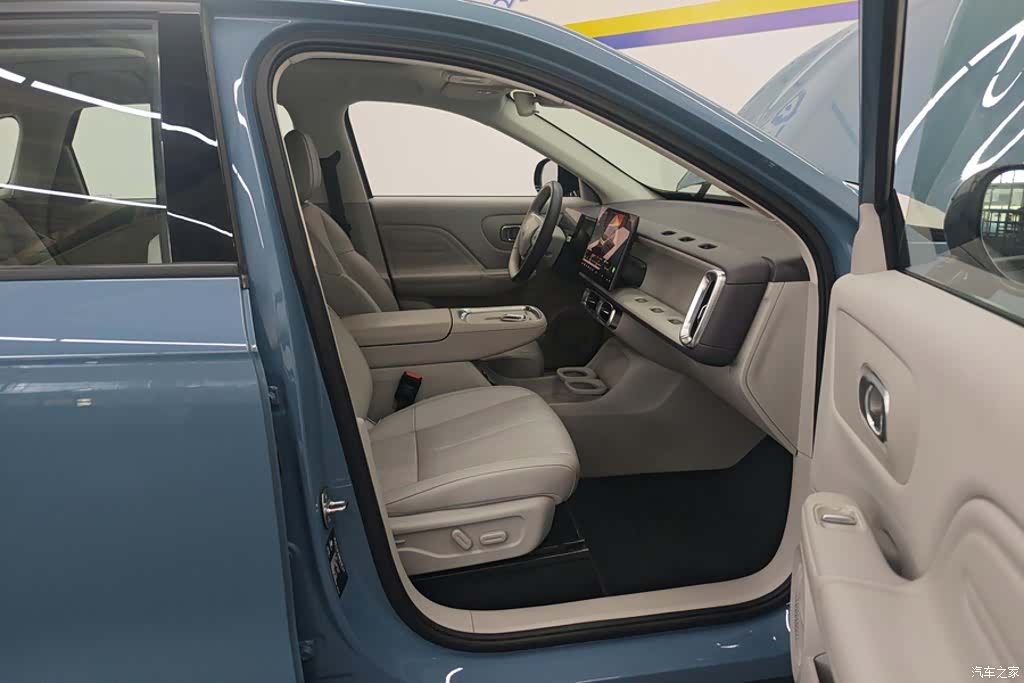 Leapmotor B10, 2025 8