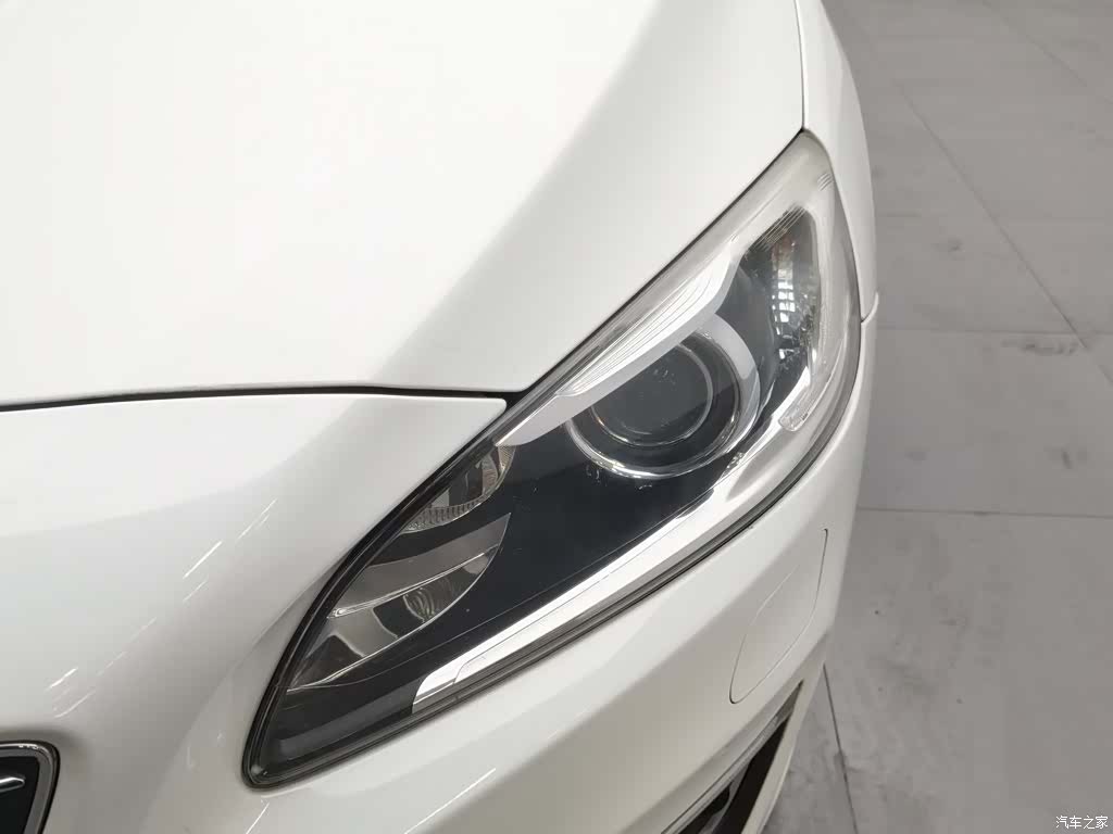 Volvo S60, 2015 7
