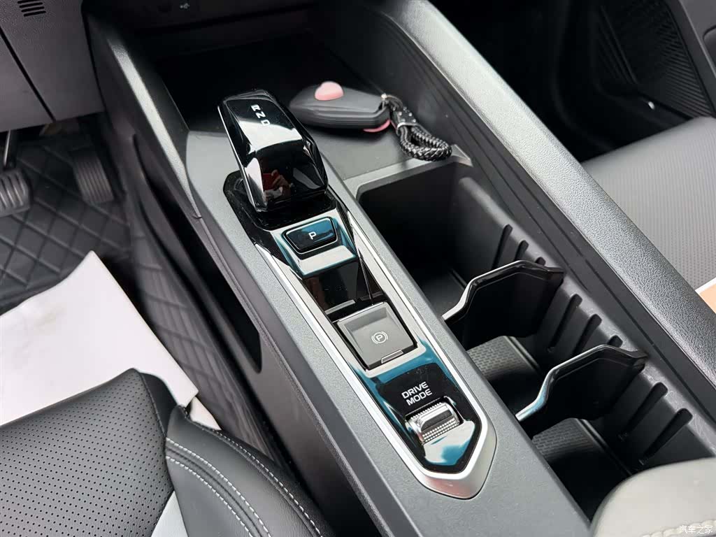 Geely Binray, 2024 9