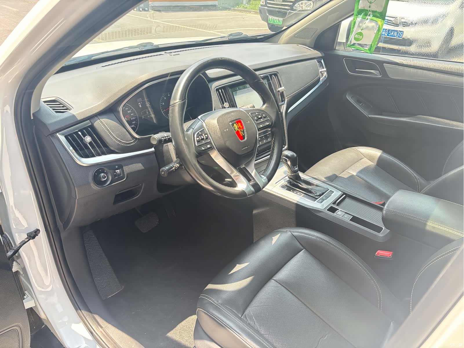 Roewe RX5, 2017 8