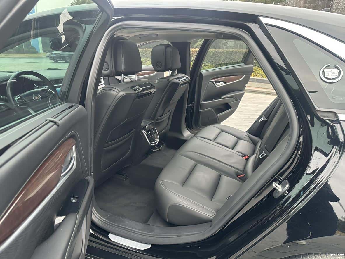 Cadillac XTS, 2014 12
