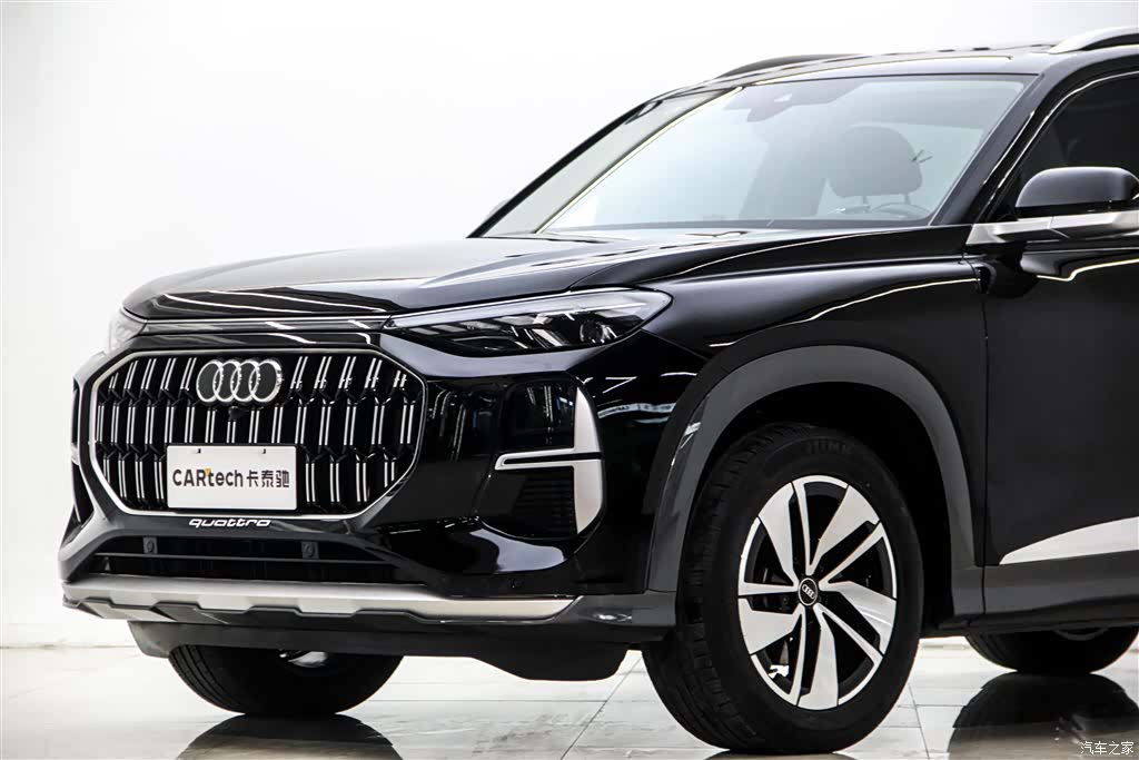 Audi Q6, 2024 4