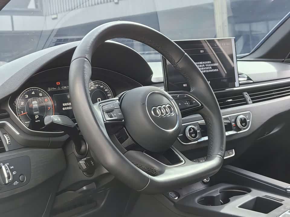 Audi A4L