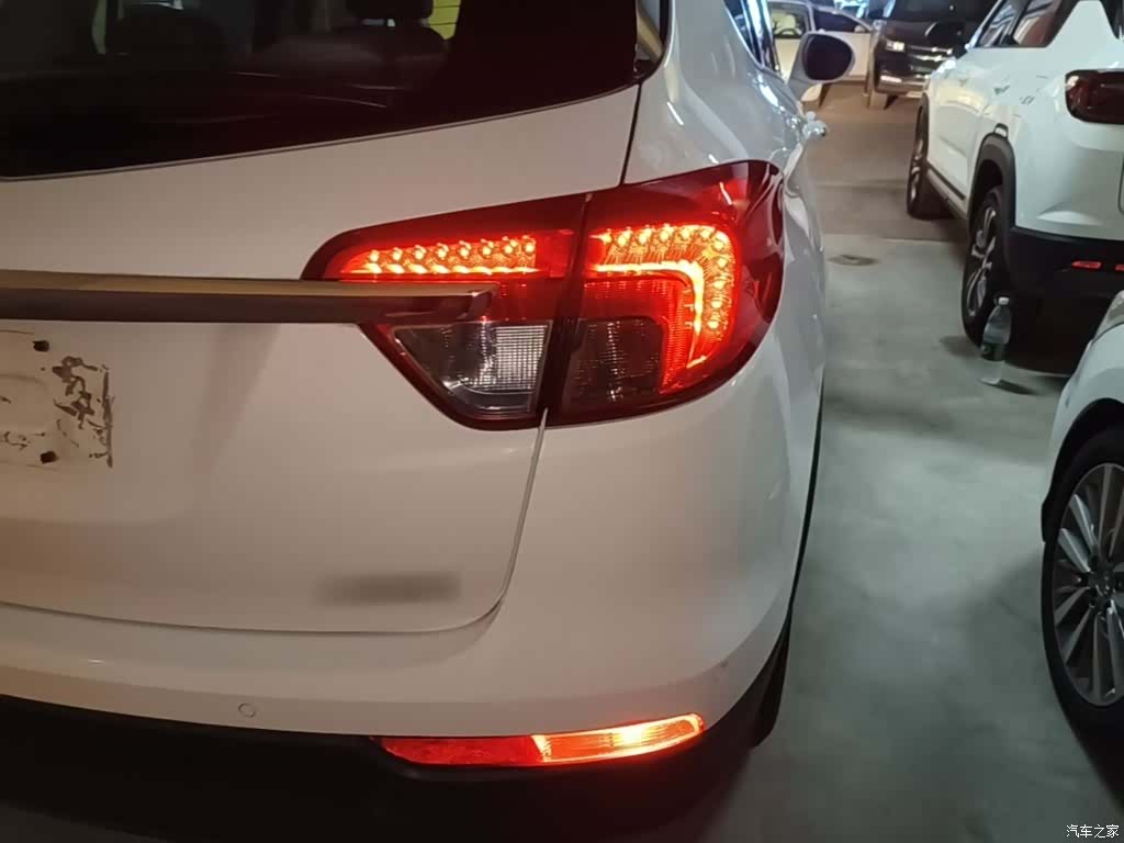 Buick Envision Plus, 2015 8