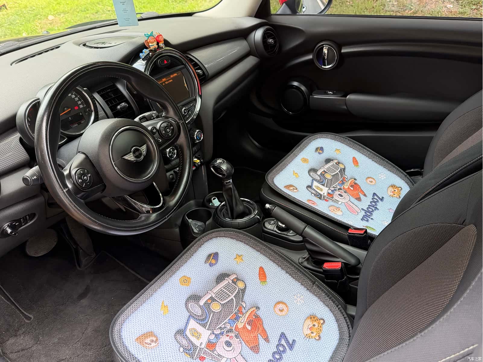 Mini Cooper, 2015 4