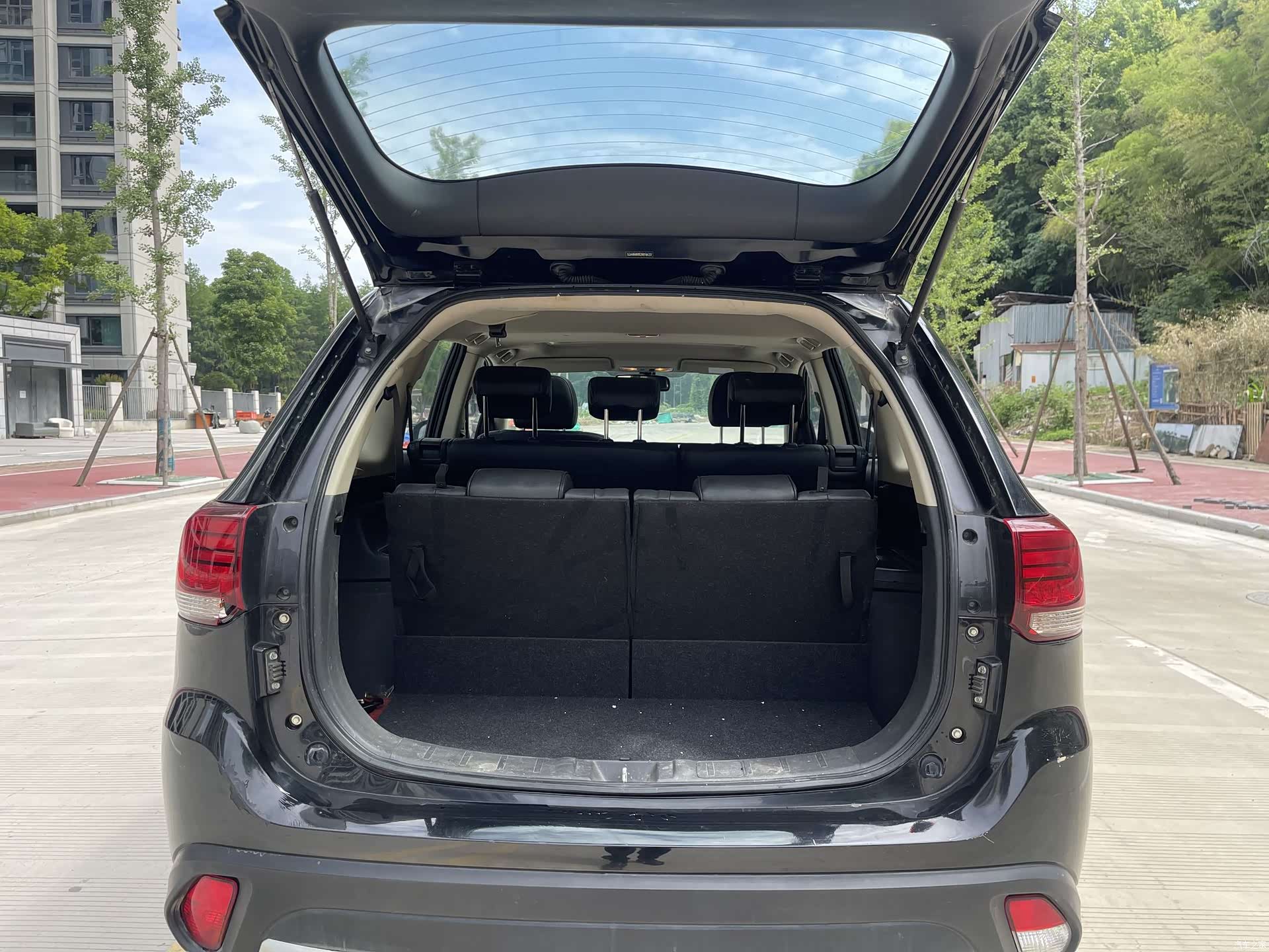Mitsubishi Outlander, 2018 14