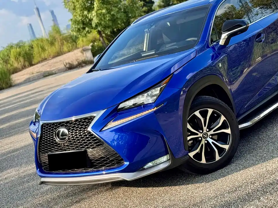 Lexus NX