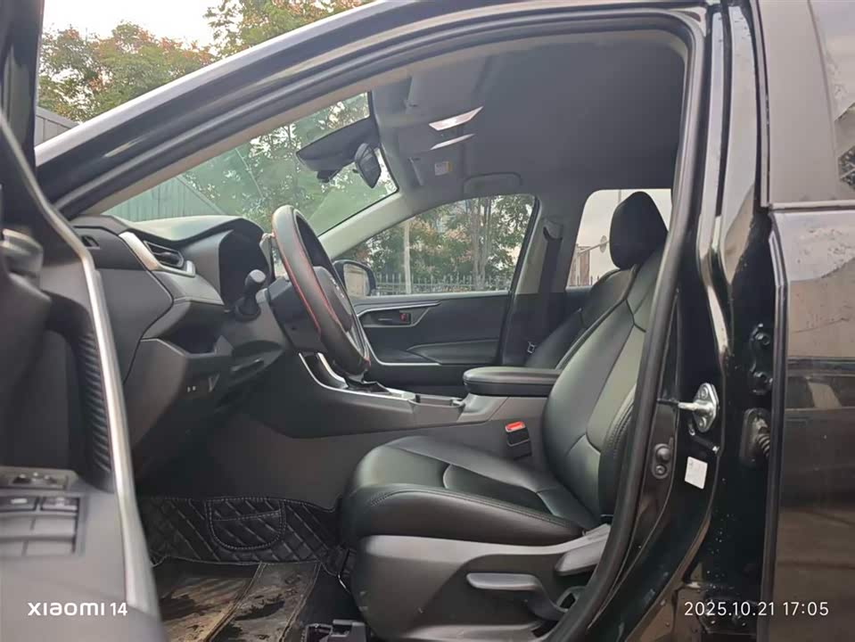 Toyota RAV4 Rongfang