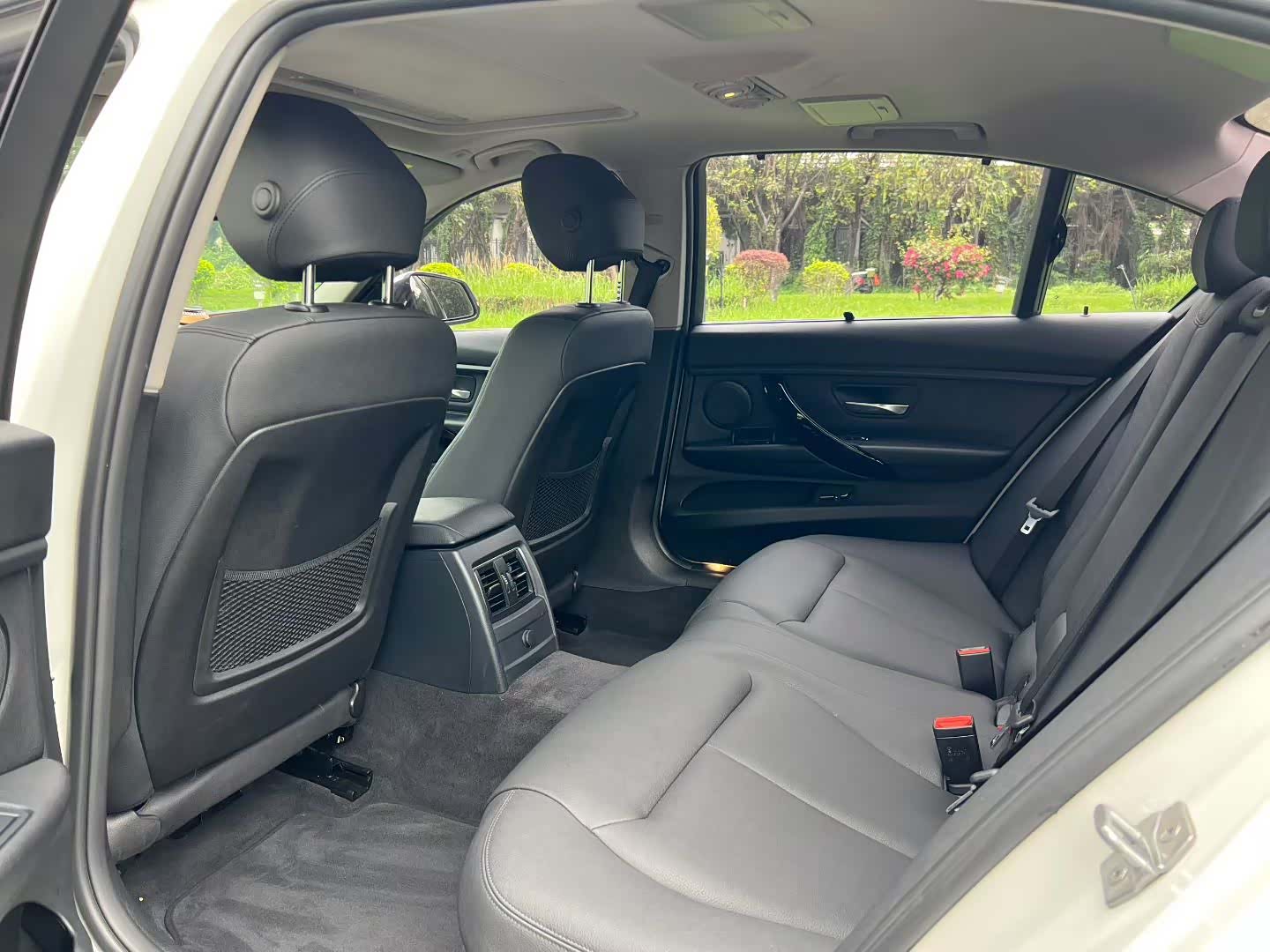 BMW 3 Series, 2017 все фото