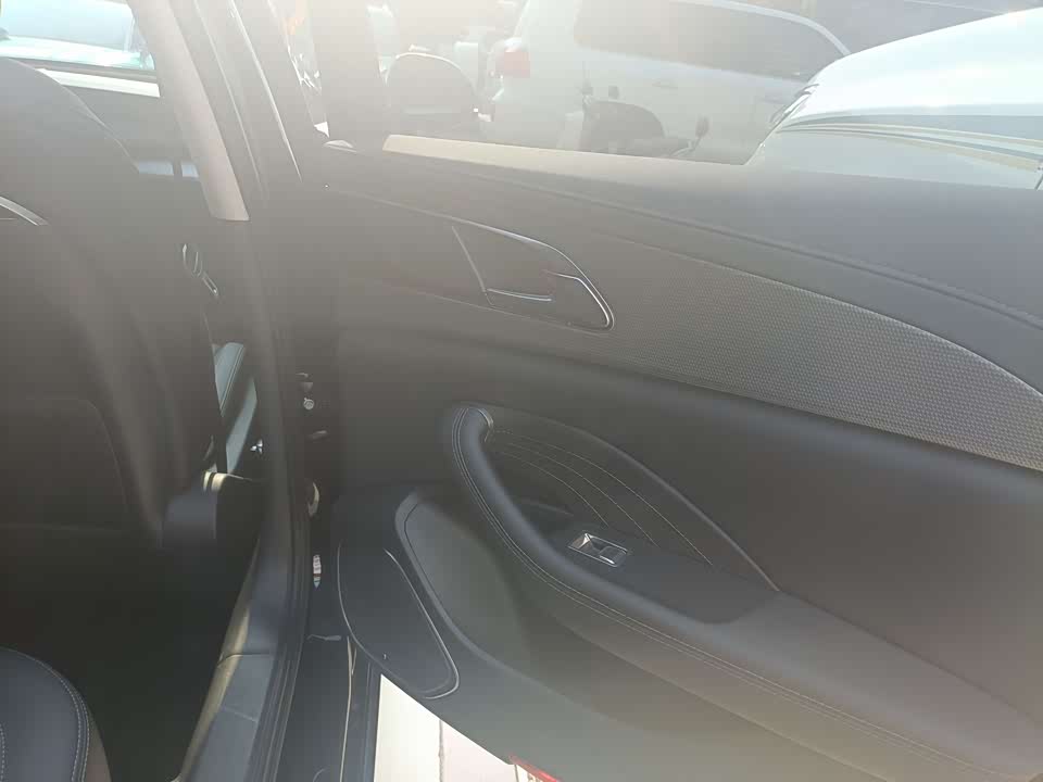 Hongqi H5 Hongqi H5