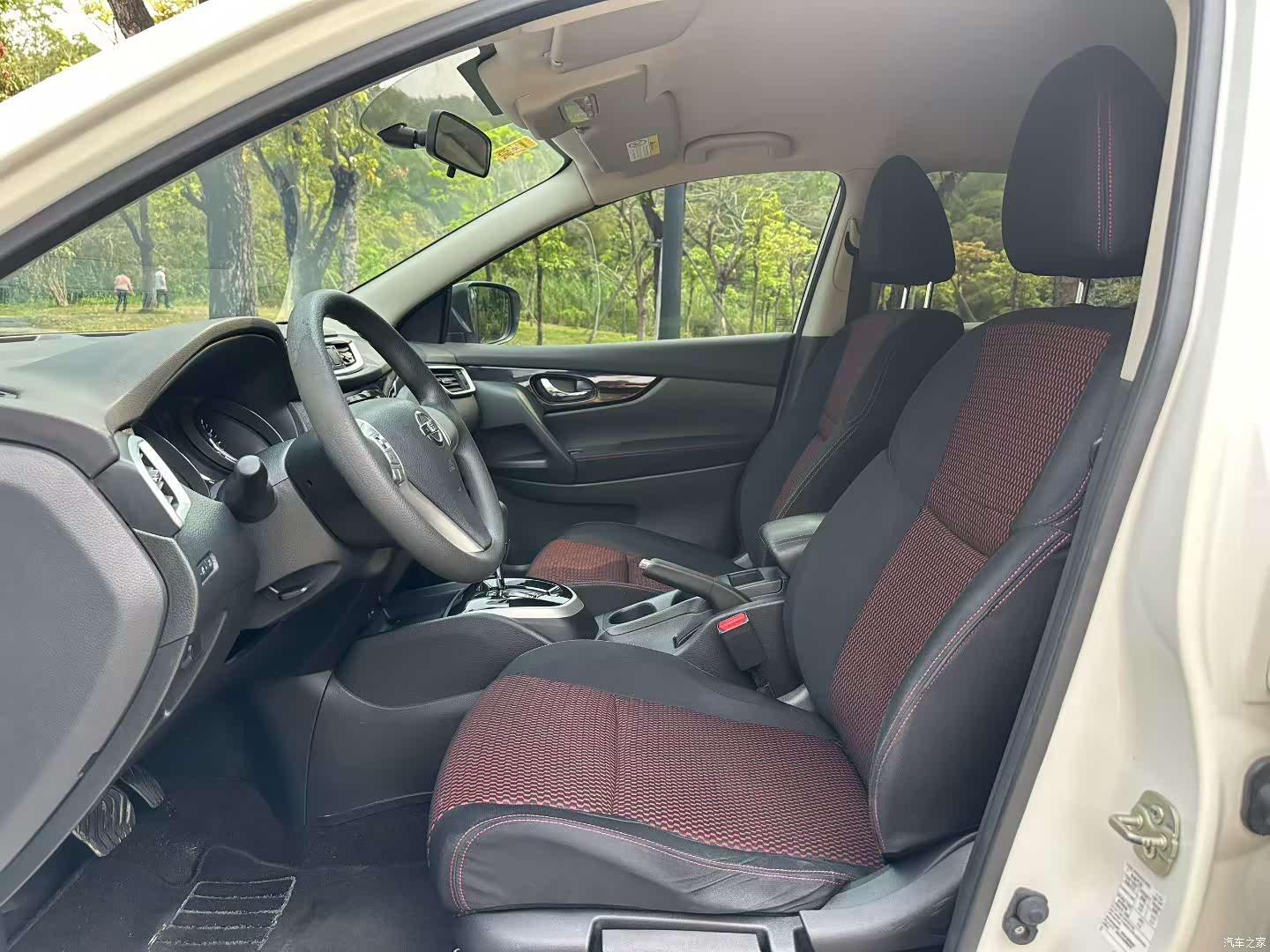 Nissan Qashqai, 2015 6
