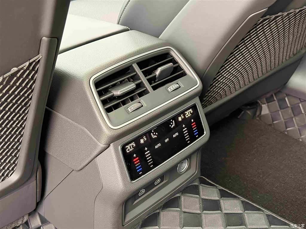 Audi A6L, 2025 14