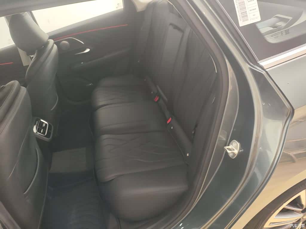 Chery Arrizo 8, 2025 17