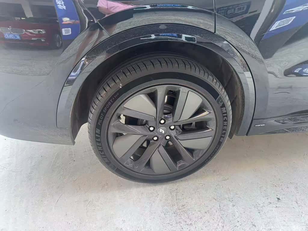 Li Auto L8, 2025 7