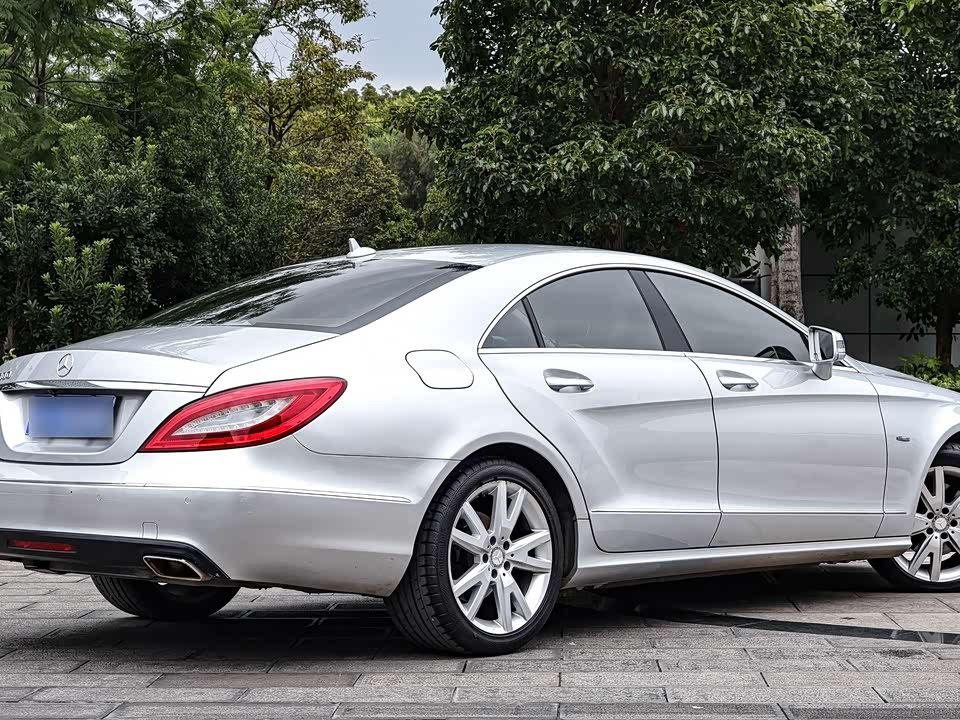 Mercedes-Benz CLS