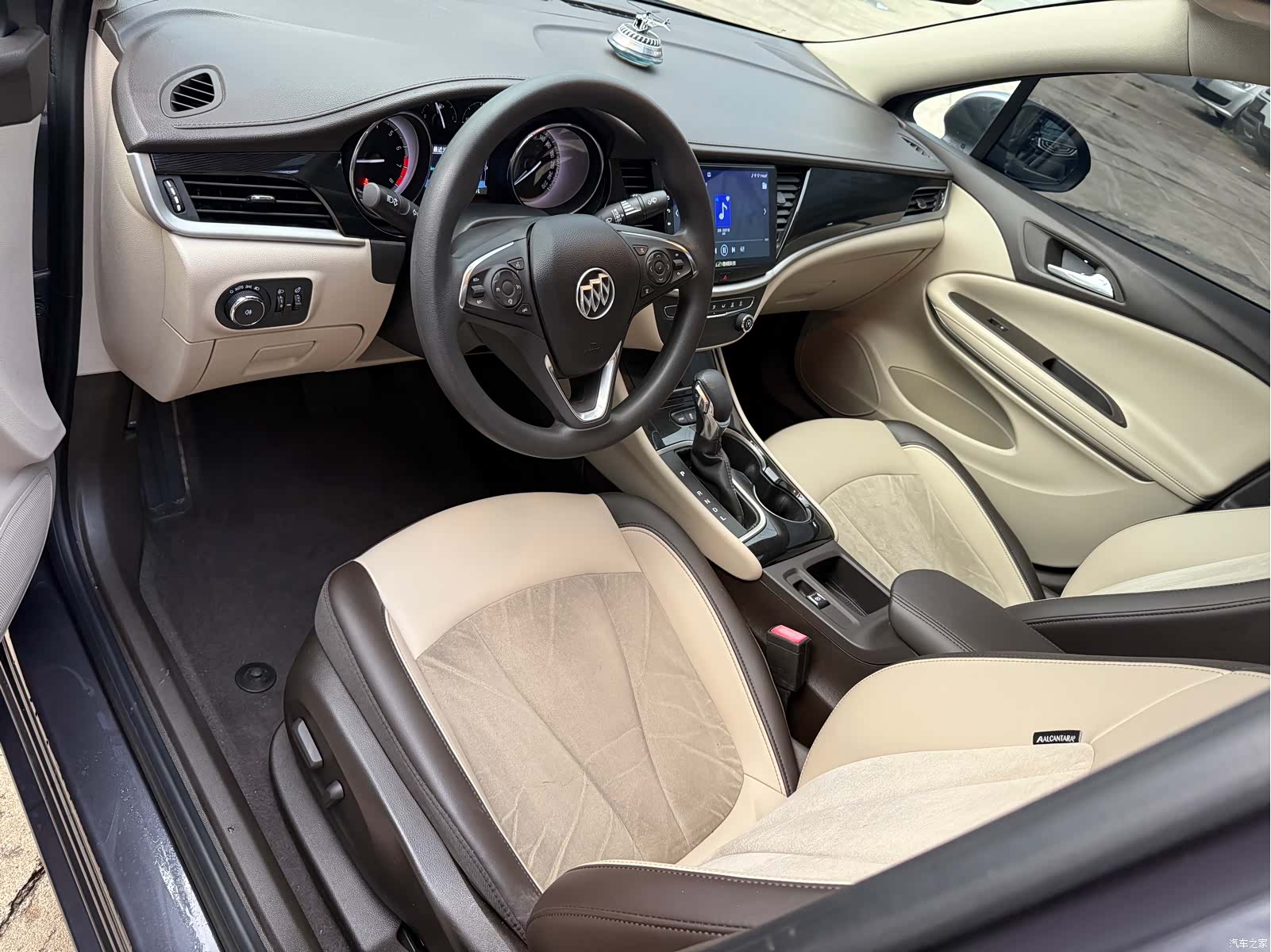Buick Verano, 2017 3