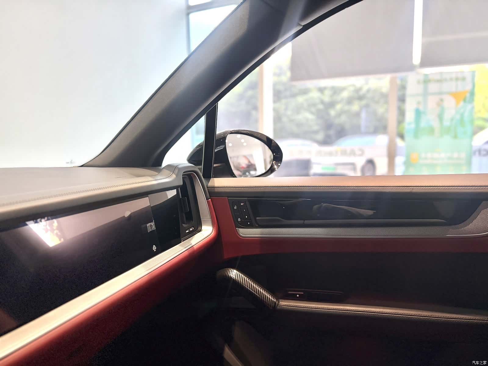 Porsche Cayenne, 2025 10