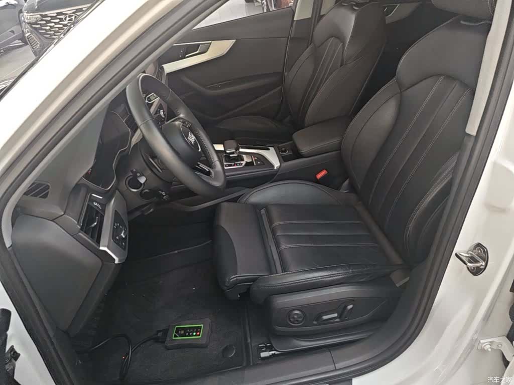 Audi A4L, 2021 15