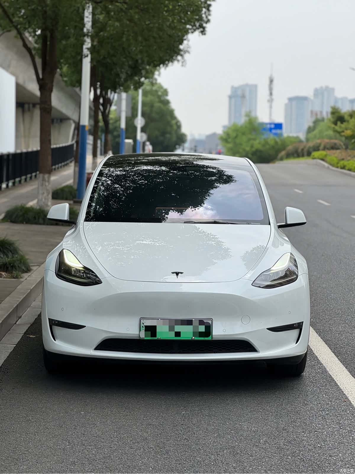 Tesla Model Y, 2022 2