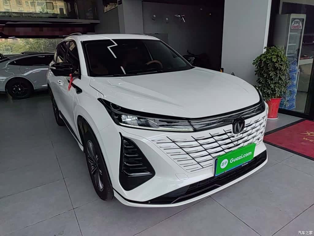 Changan CS75, 2026 4