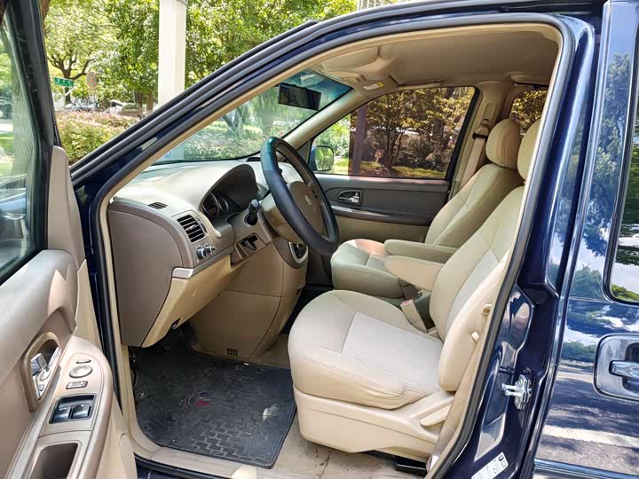 Buick GL8 2014 2.4L shu shi ban