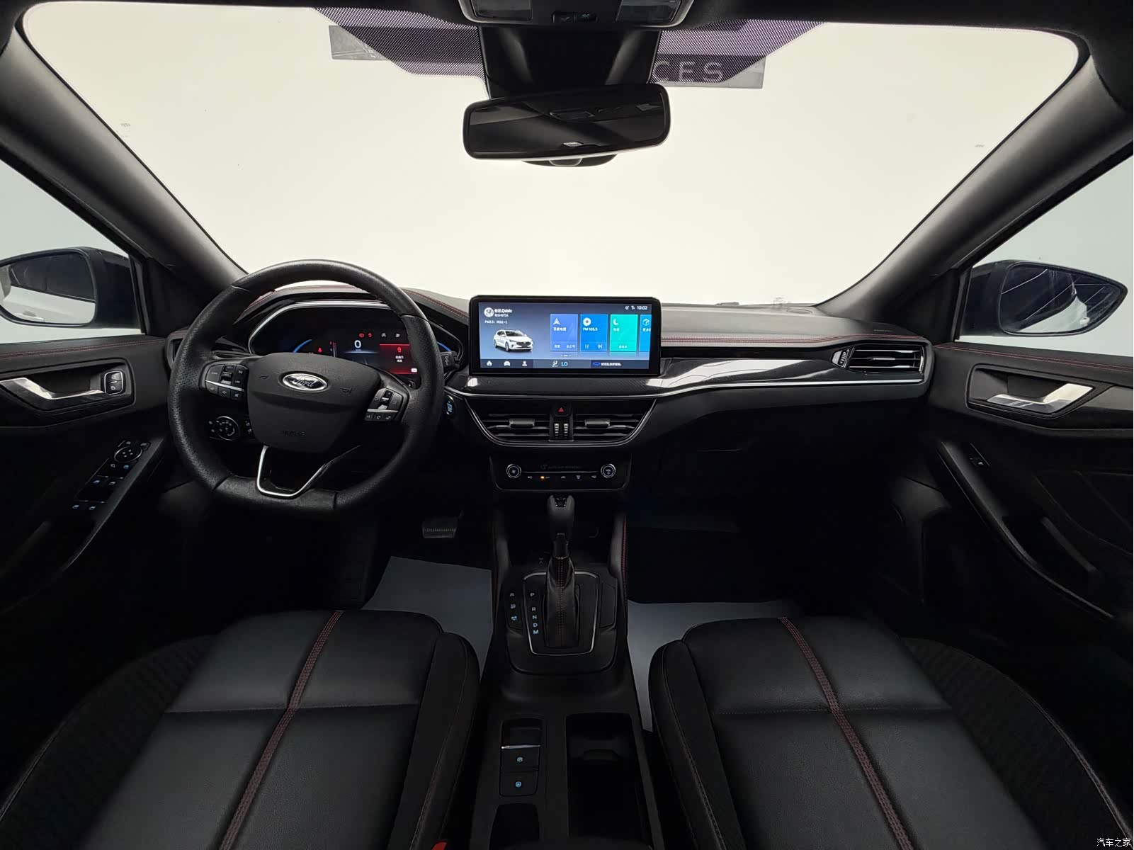 Ford Focus, 2023 14