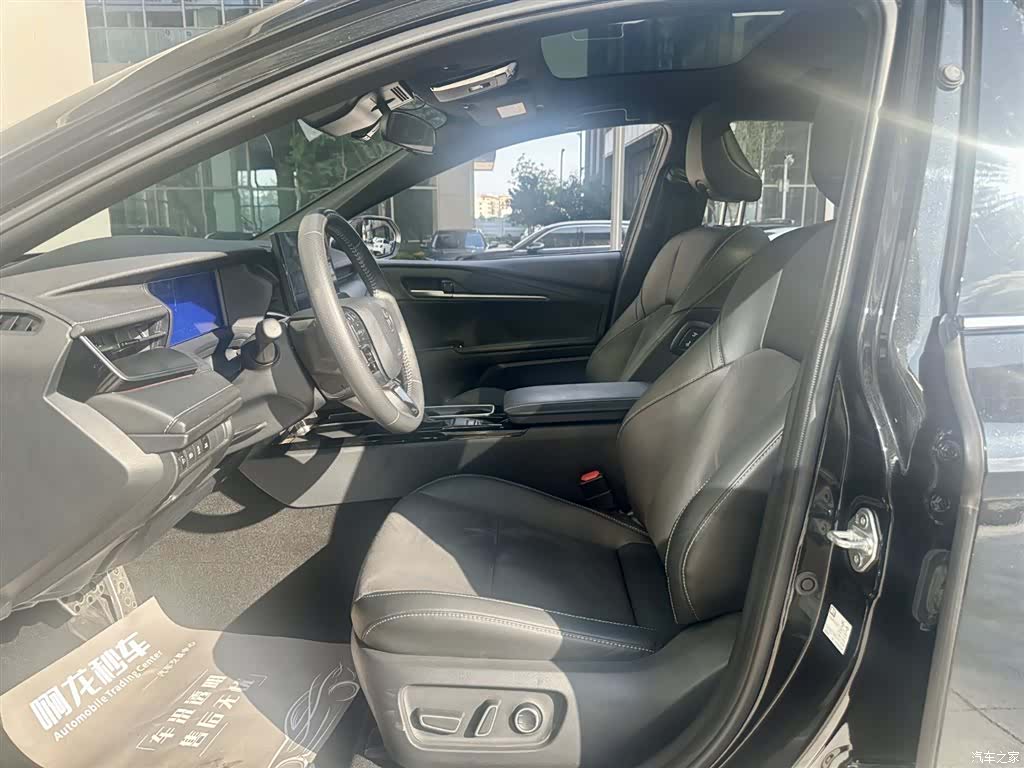 Toyota Camry, 2024 11