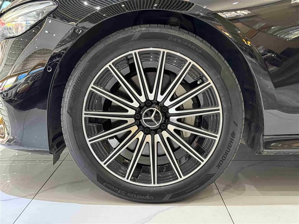 Mercedes-Benz E-class Mercedes-Benz E-class