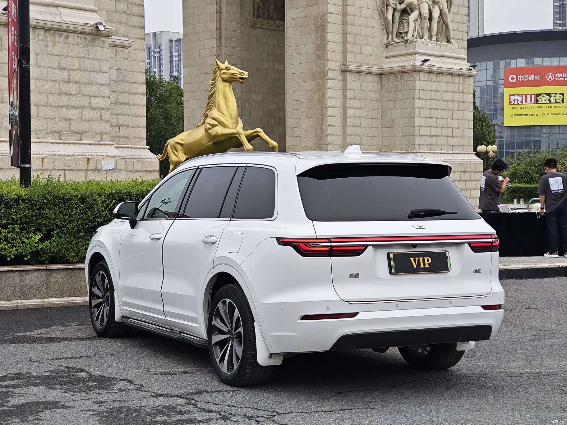 Li Auto ONE, 2022 7