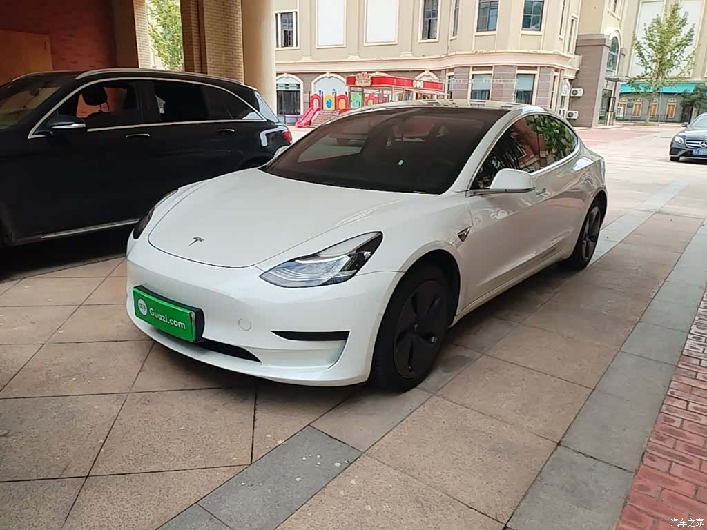 Tesla Model 3, 2020 1